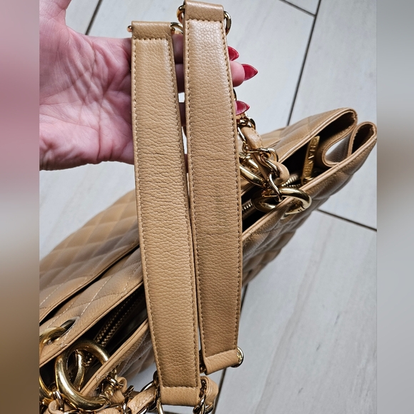 Chanel Caviar GST Tan Gold Chain Quilted Leather Bag EUC - Picture 3 of 16